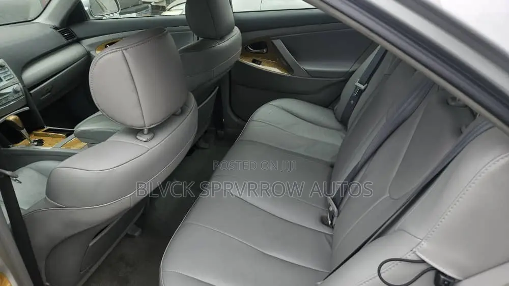 Toyota Camry XLE V6 4dr Sedan (3.5L 6cyl 6AM) 2007 Silver
