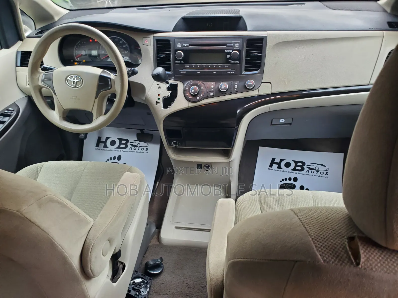 Toyota Sienna LE 7 Passenger 2011 Green