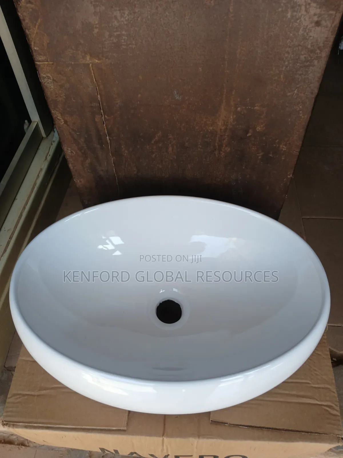 Quality Counter Top Basin