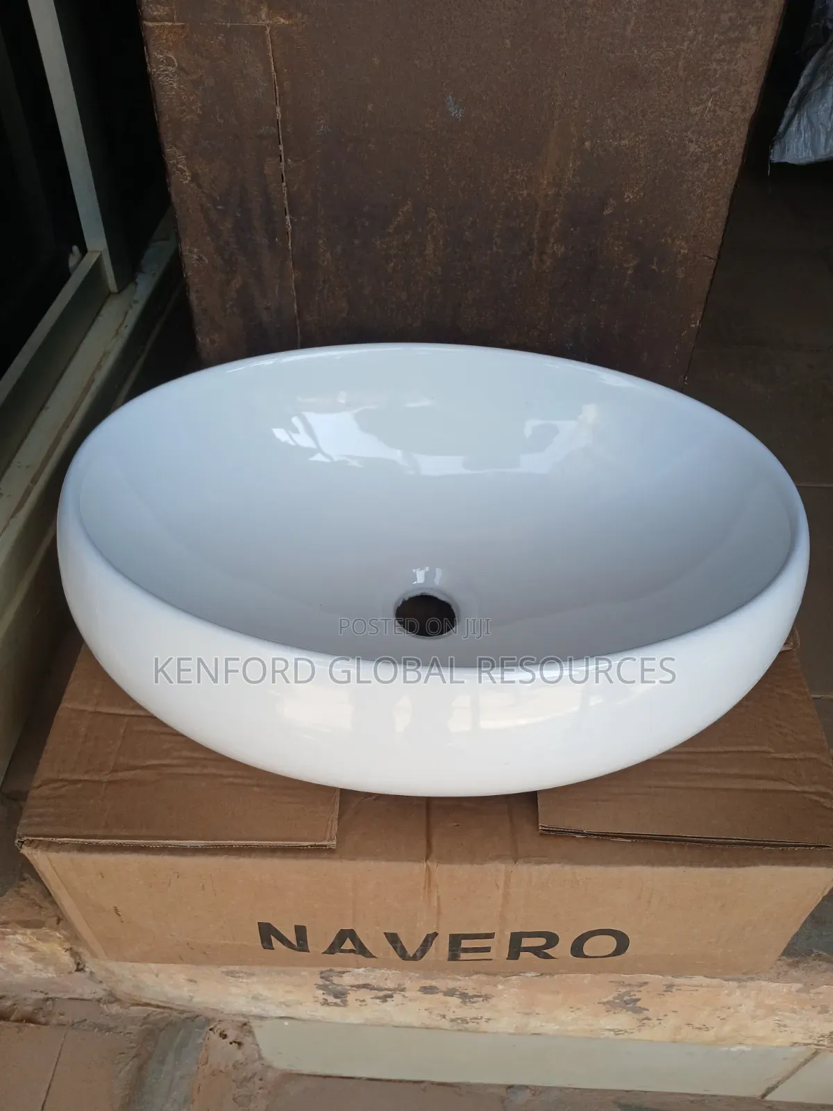 Quality Counter Top Basin