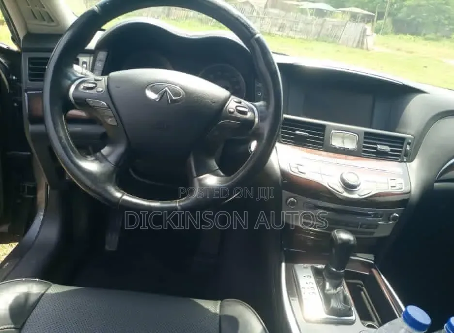 Infiniti Q70 2016 Gray