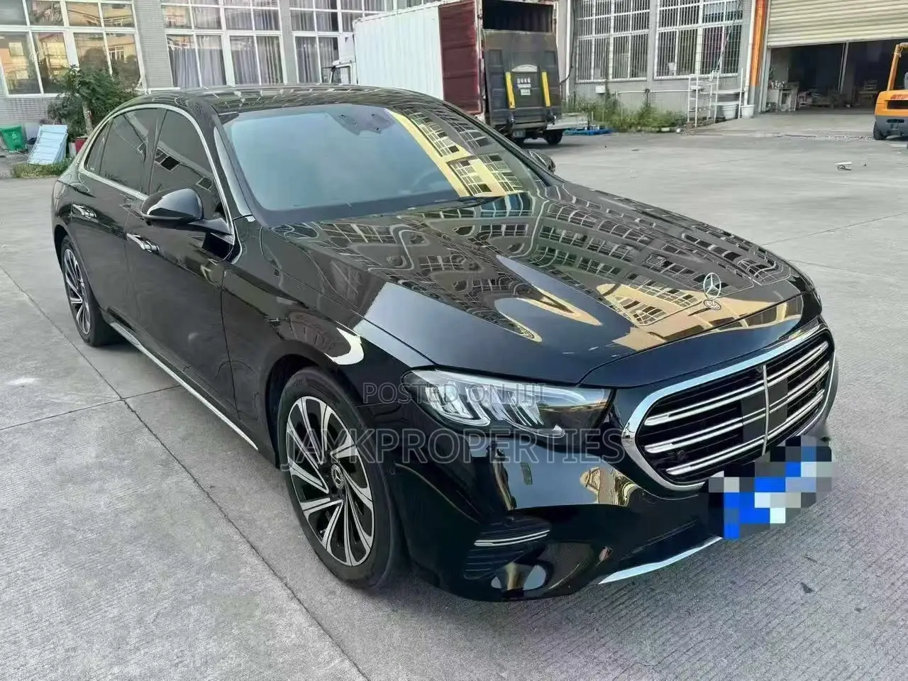 Mercedes-Benz E300 2024 Black