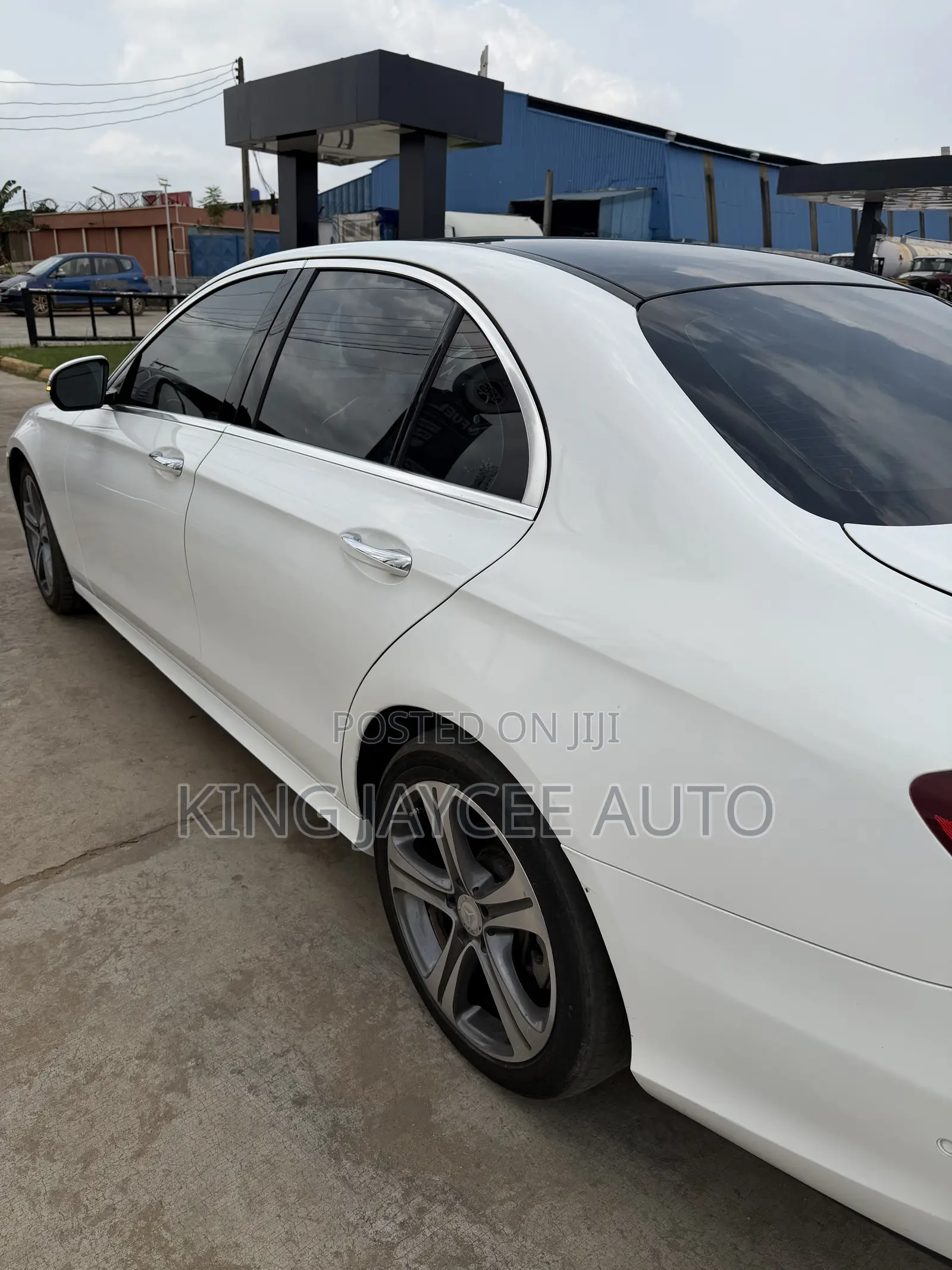 Mercedes-Benz E300 2018 White