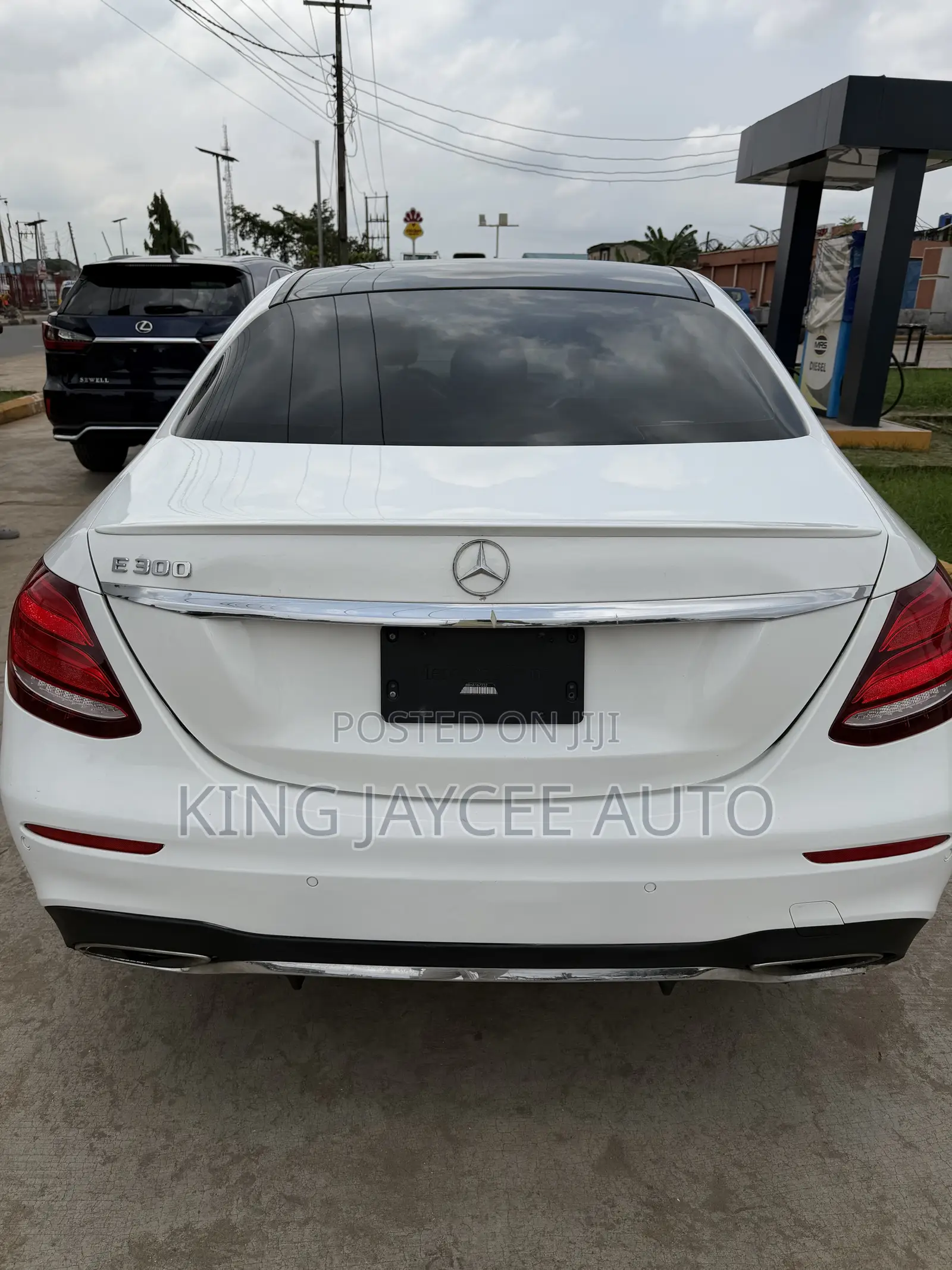 Mercedes-Benz E300 2018 White