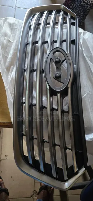 Ground Santafe 2018 Front Grill