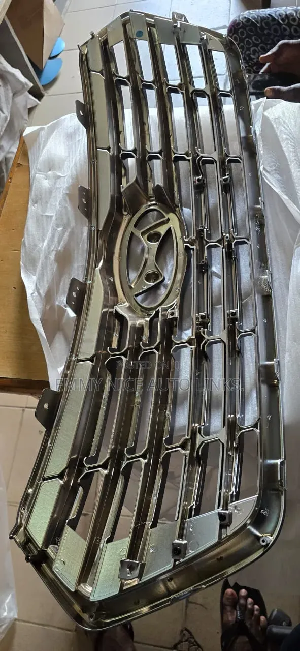 Ground Santafe 2018 Front Grill