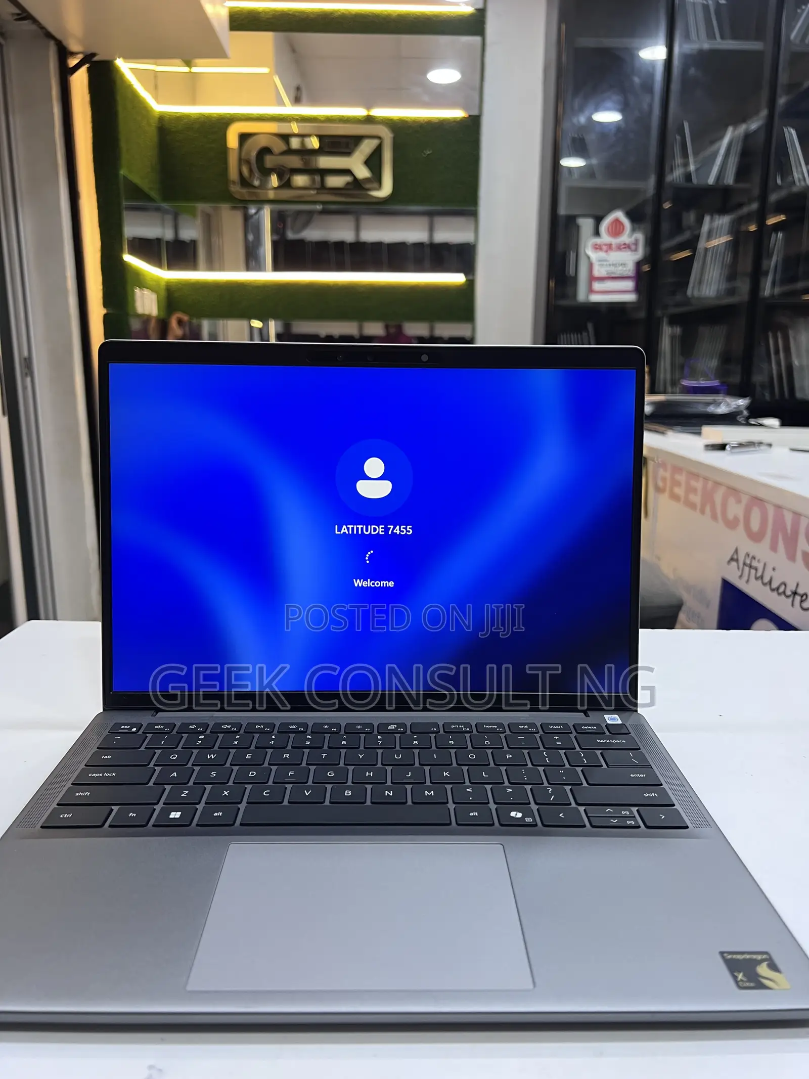 Laptop Dell Latitude 7455 32GB Qualcomm Snapdragon X Elite SSD 1T