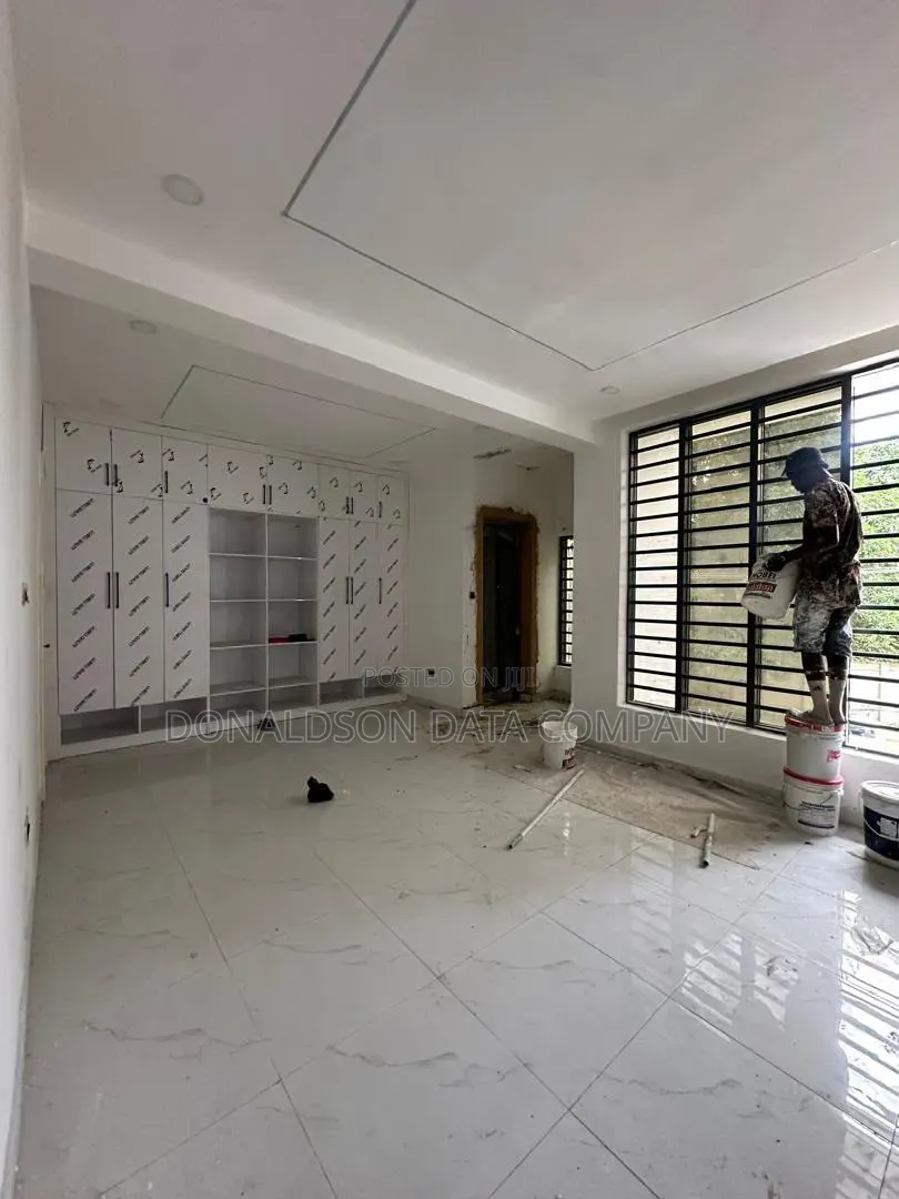 5bdrm Duplex in Opebi, Banana Island for sale