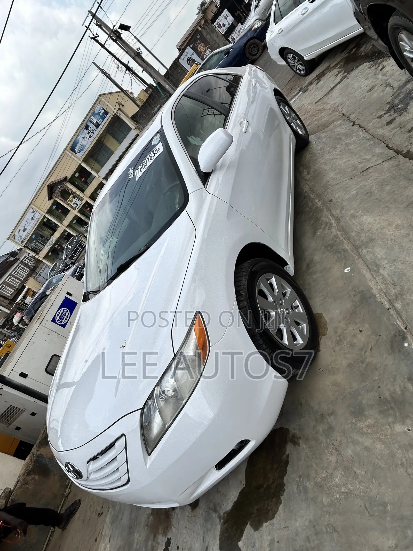 Toyota Camry XLE V6 4dr Sedan (3.5L 6cyl 6AM) 2007 White