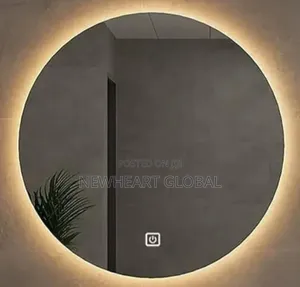 Quality Bathroom Mirror With 3 Different Light Round and Oval