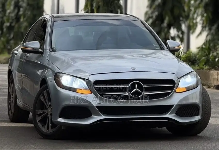 Mercedes-Benz C300 Sport 4Matic Sedan AWD (2.0L 4cyll 7A) 2016 Green