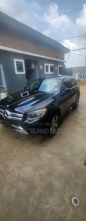 Mercedes-Benz GLC-Class 2017 Black