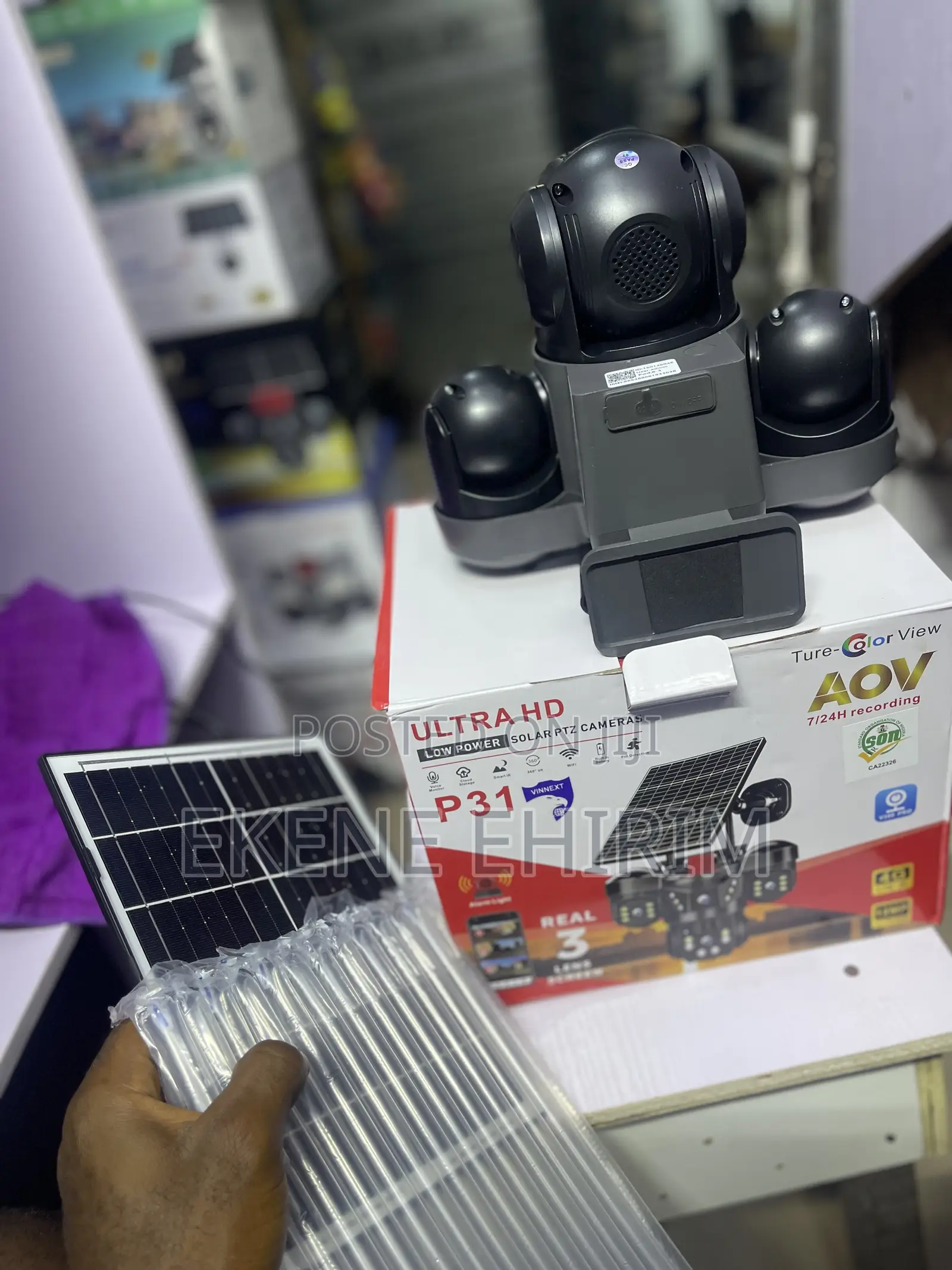 P31 4G Triple Lens
