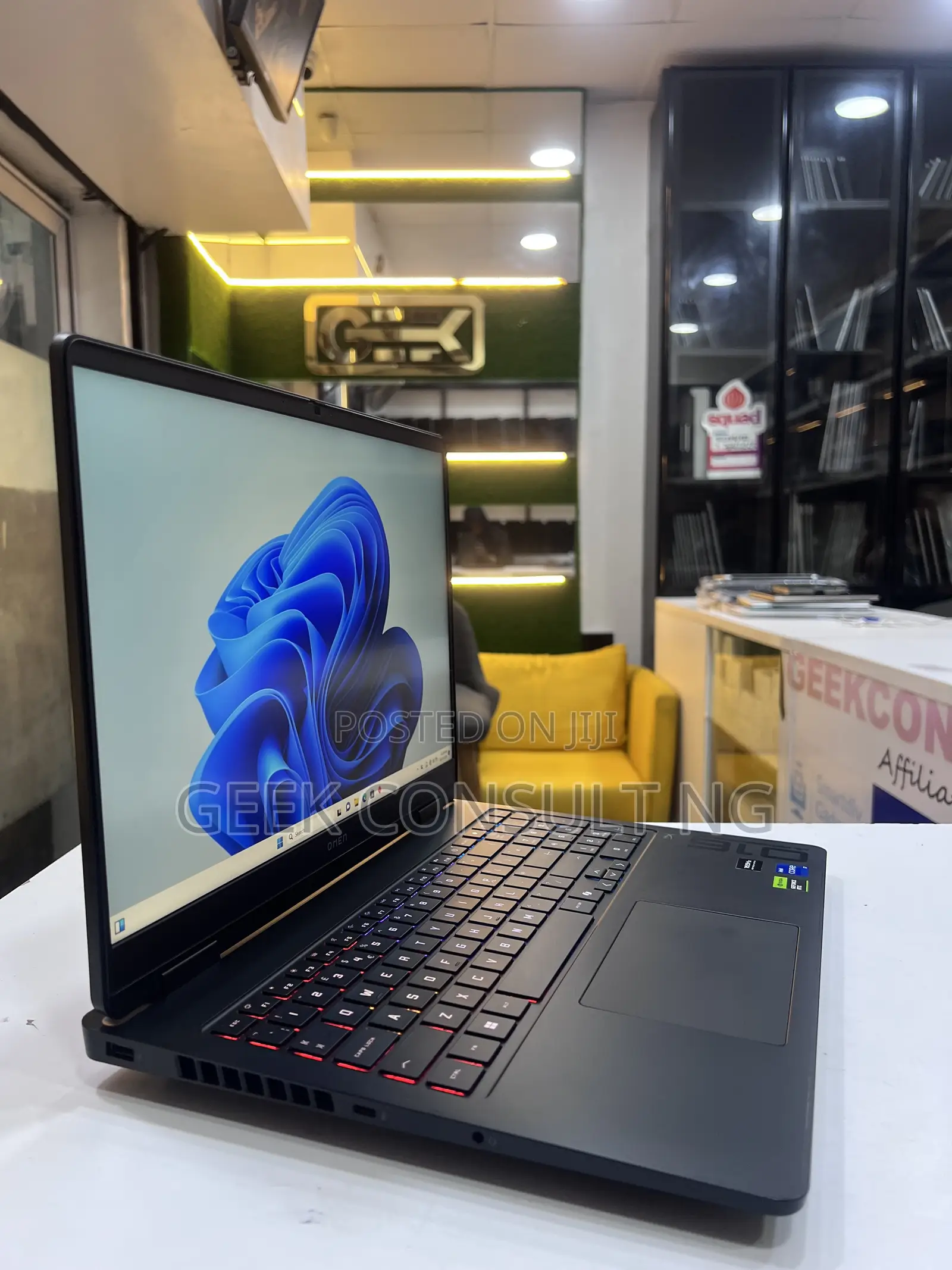 Laptop HP Omen 16 24GB Intel Core i7 SSD 1T