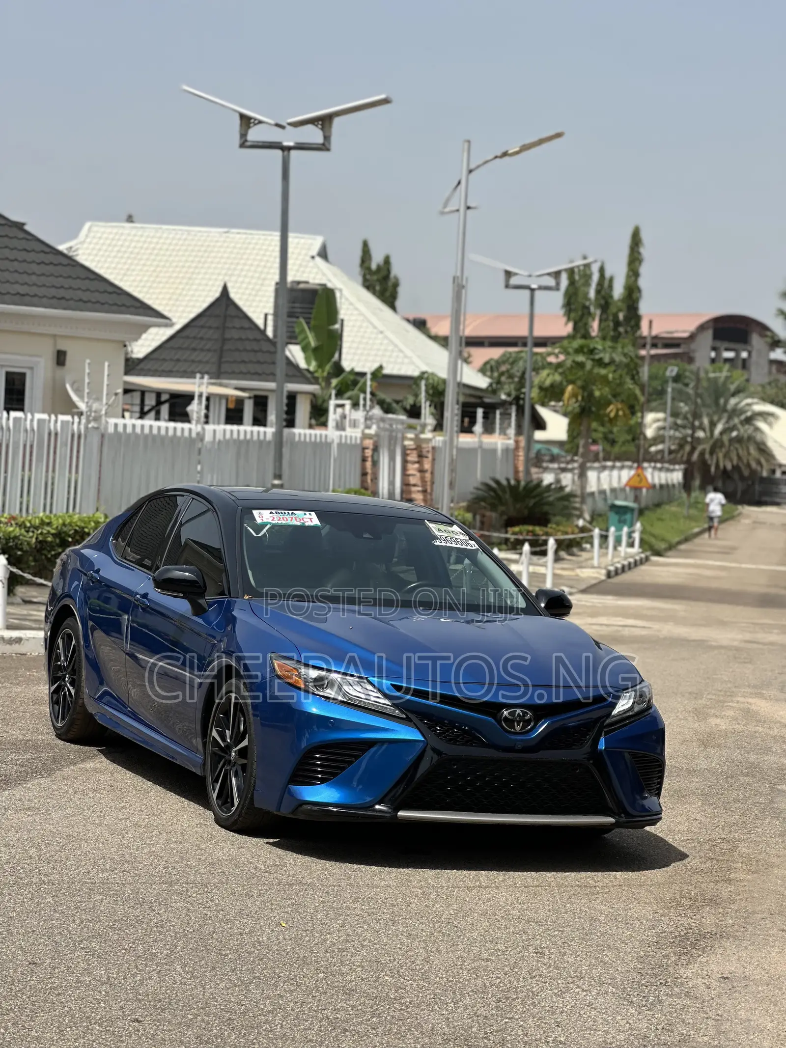 Toyota Camry XSE V6 (3.5L V6 8A) 2019 Blue