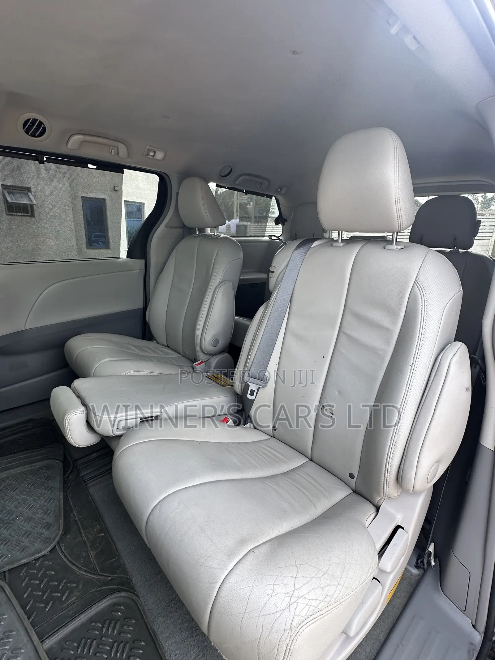Toyota Sienna 2014 Gray