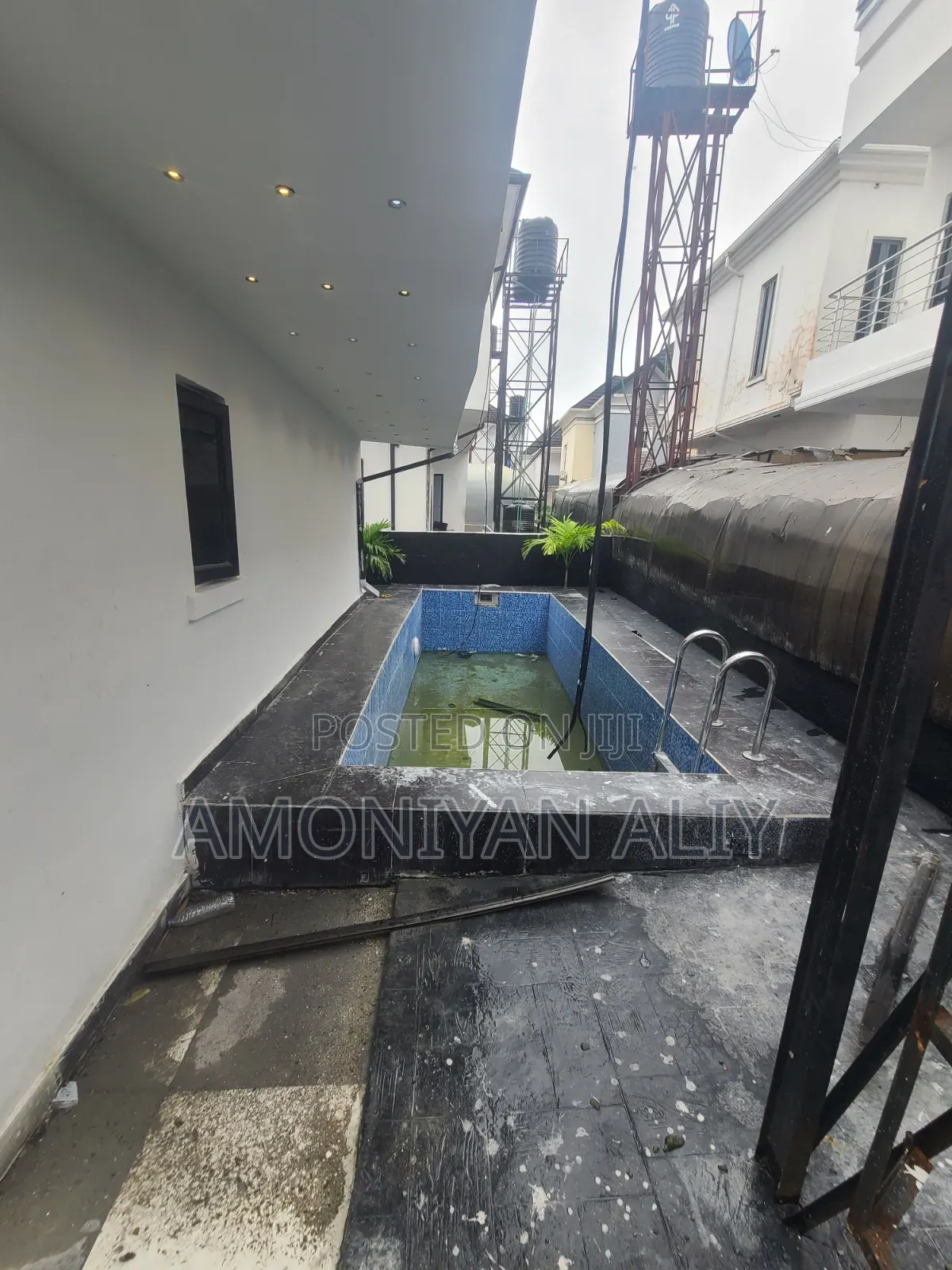 5bdrm Duplex in Megamond Estate, Ikota for sale