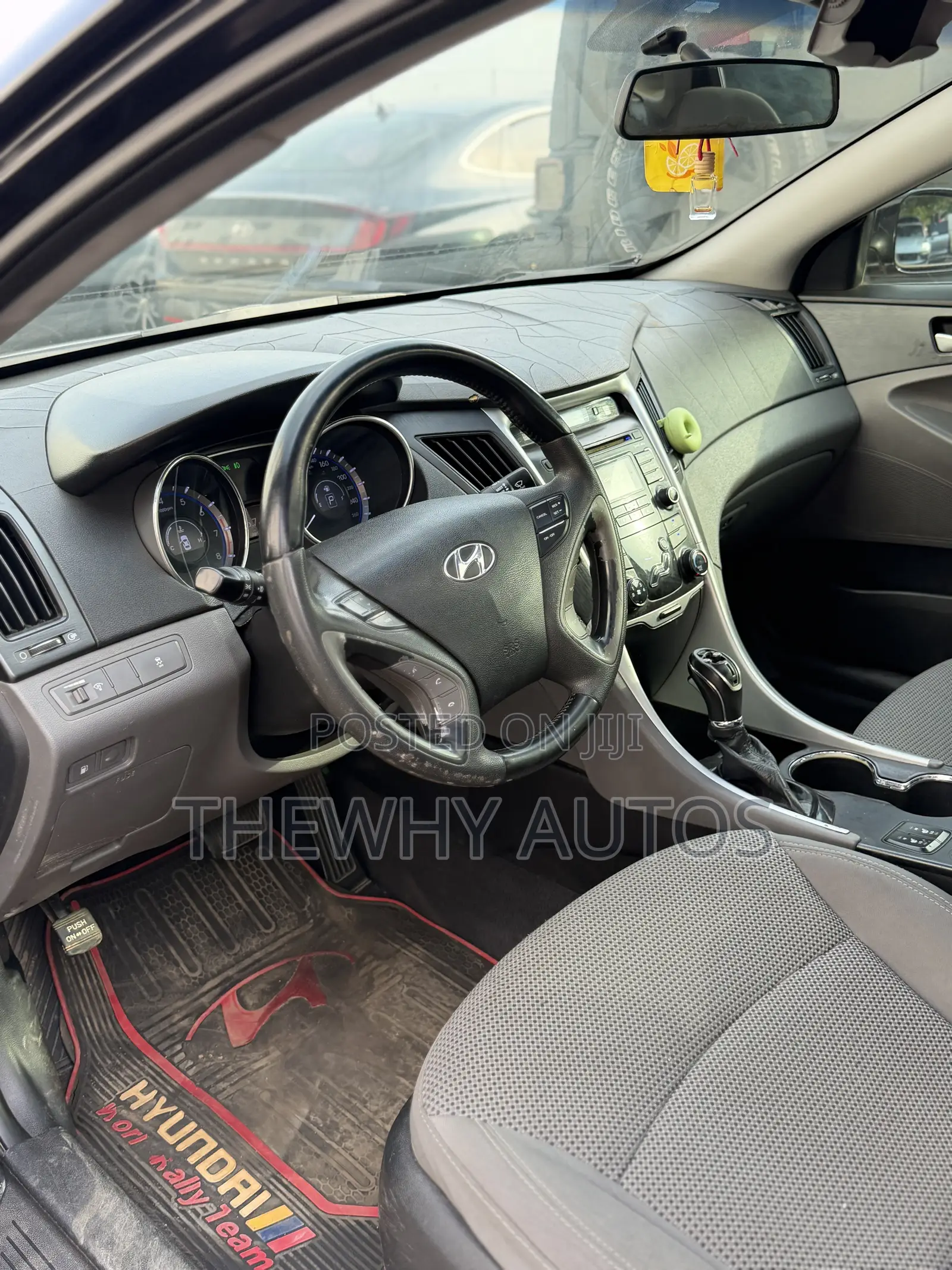 Hyundai Sonata GLS Sedan FWD (2.4L 4cyl 6A) 2011 Black