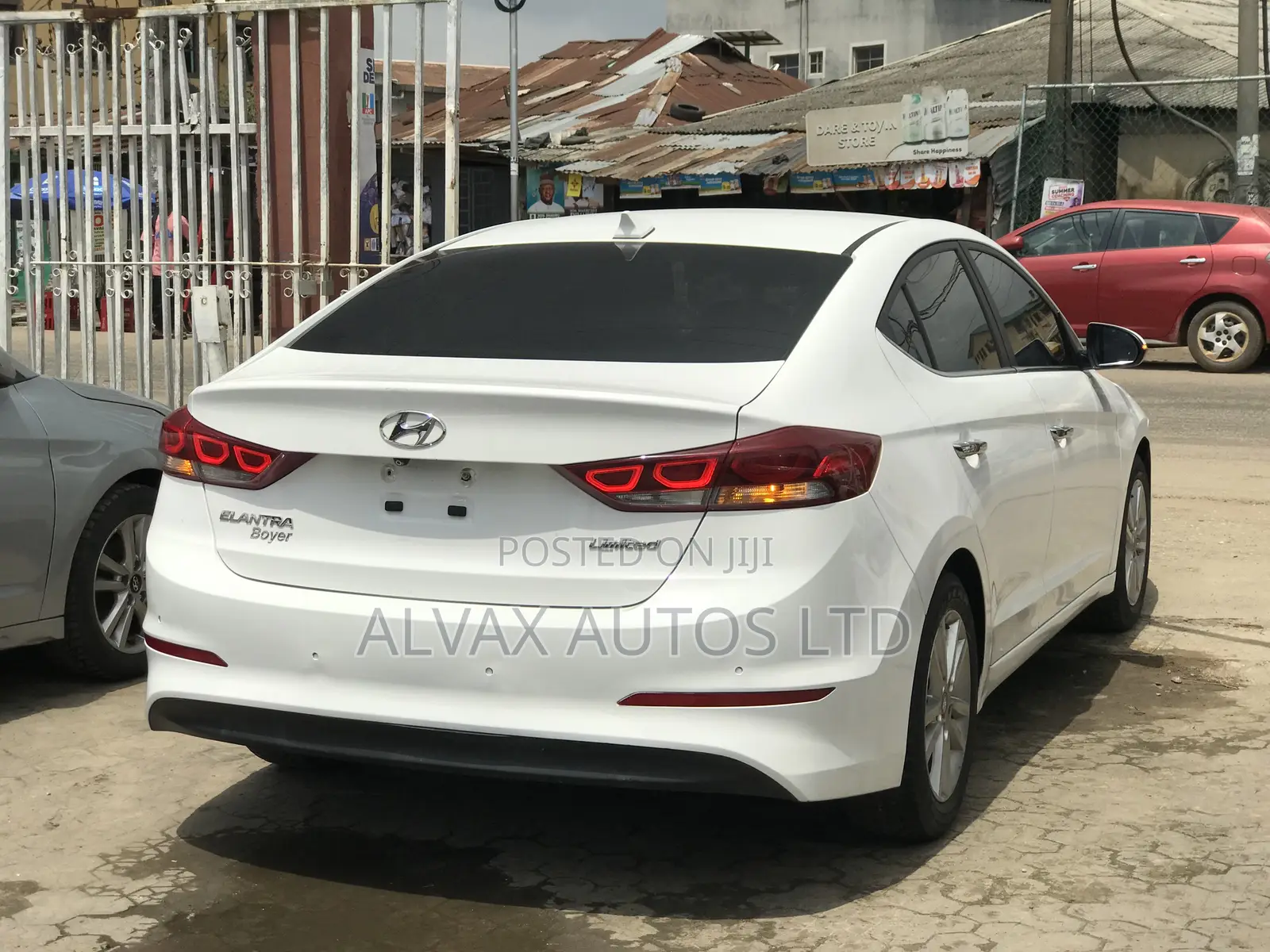 Hyundai Elantra 2016 White
