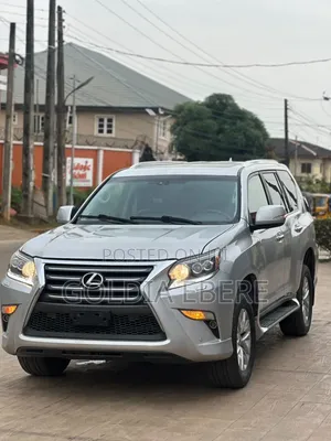 Lexus GX 2012 Silver