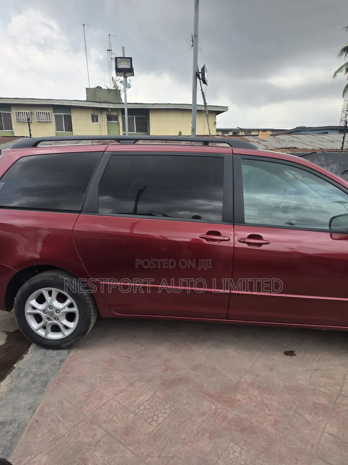 Toyota Sienna XLE AWD (3.3L V6 5A) 2004 Burgundy