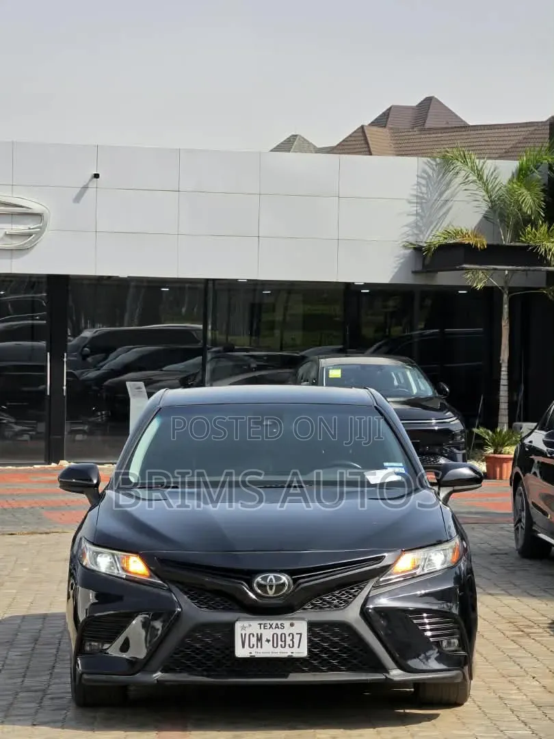 Toyota Camry 2019 Black
