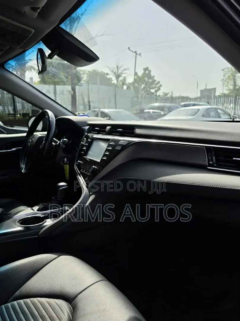 Toyota Camry 2019 Black