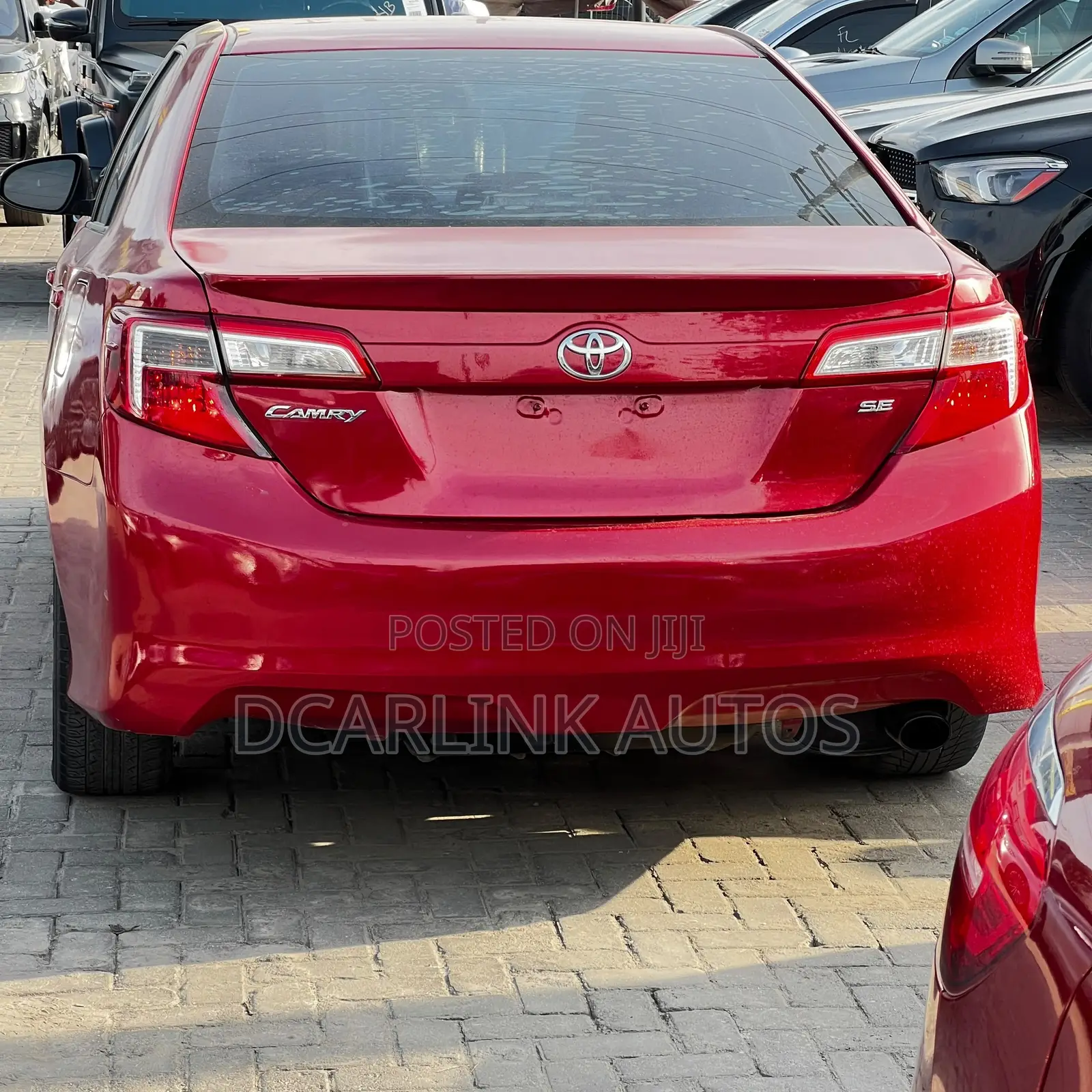 Toyota Camry SE 4dr Sedan (2.5L 4cyl 6A) 2014 Red