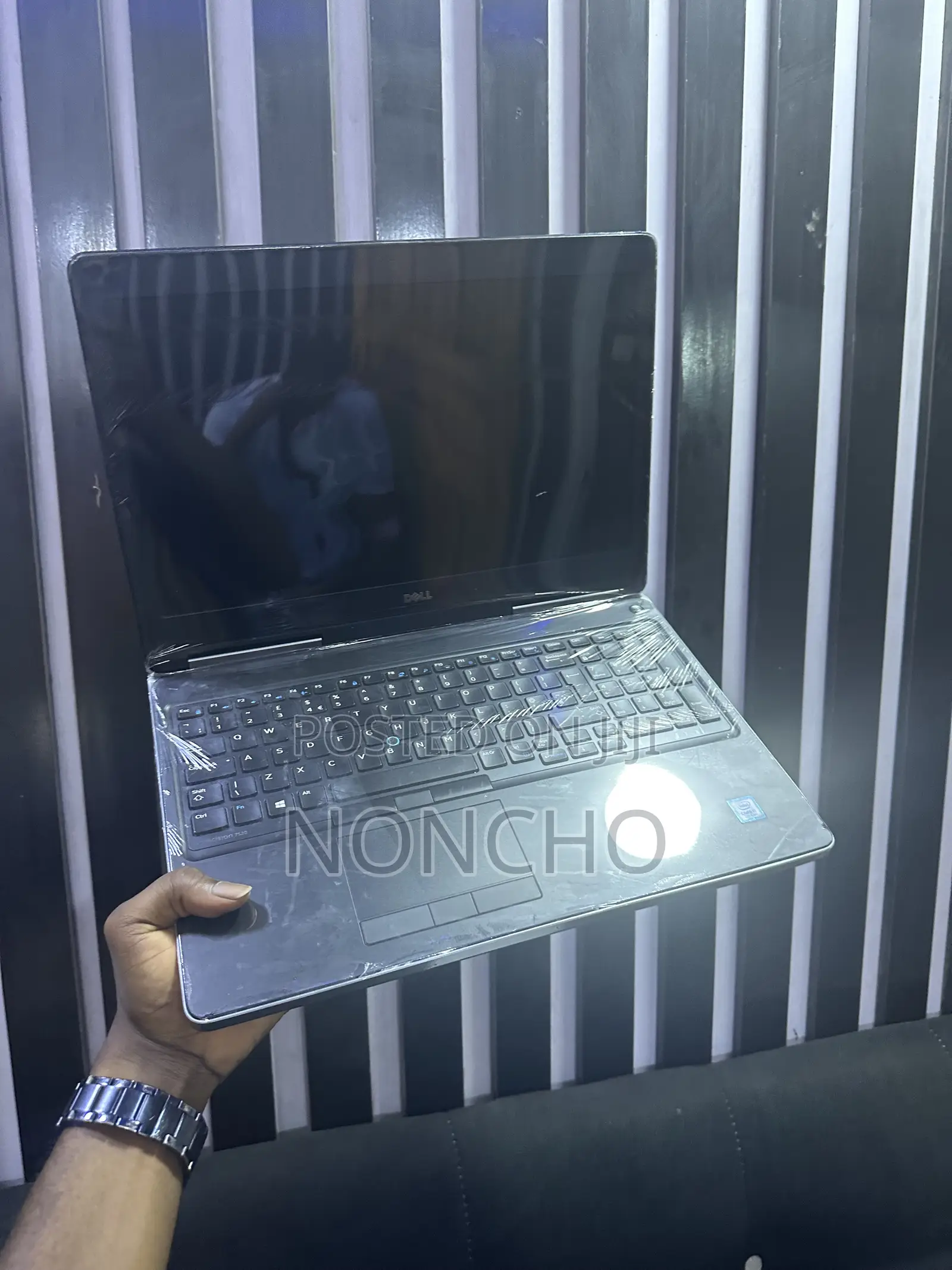 Laptop Dell Precision 7520 16GB Intel Core i7 SSD 256GB
