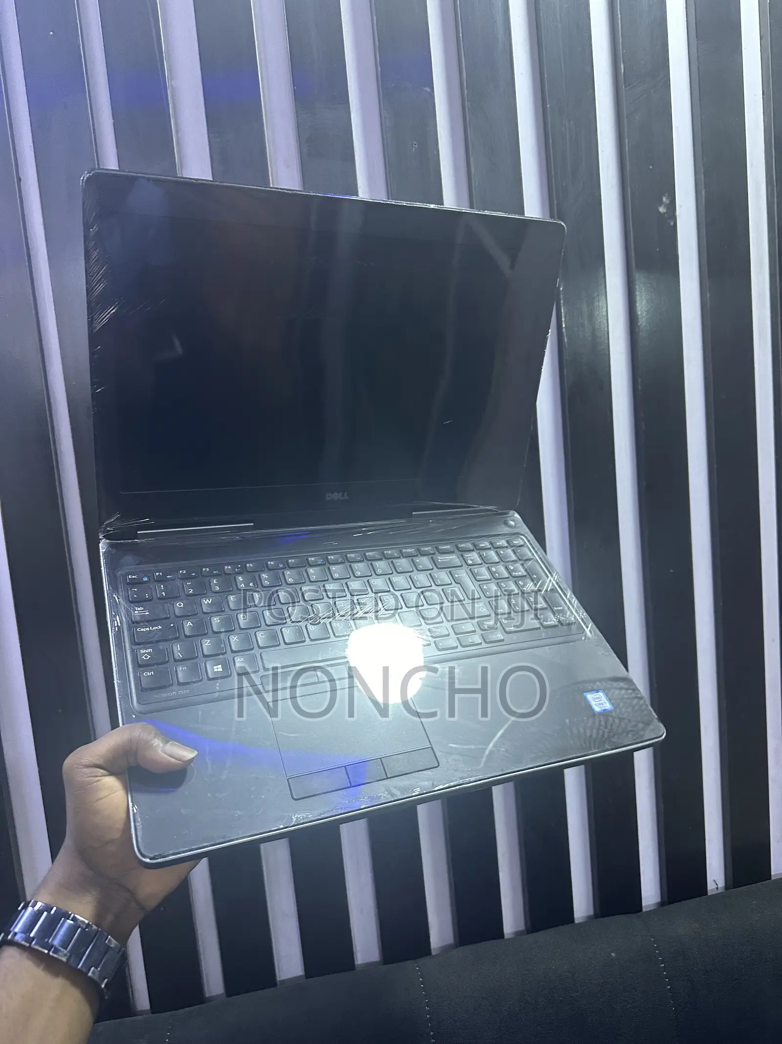 Laptop Dell Precision 7520 16GB Intel Core i7 SSD 256GB