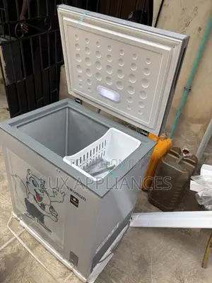 Skyrun 145L Chest Freezer With Easy Water Drainage