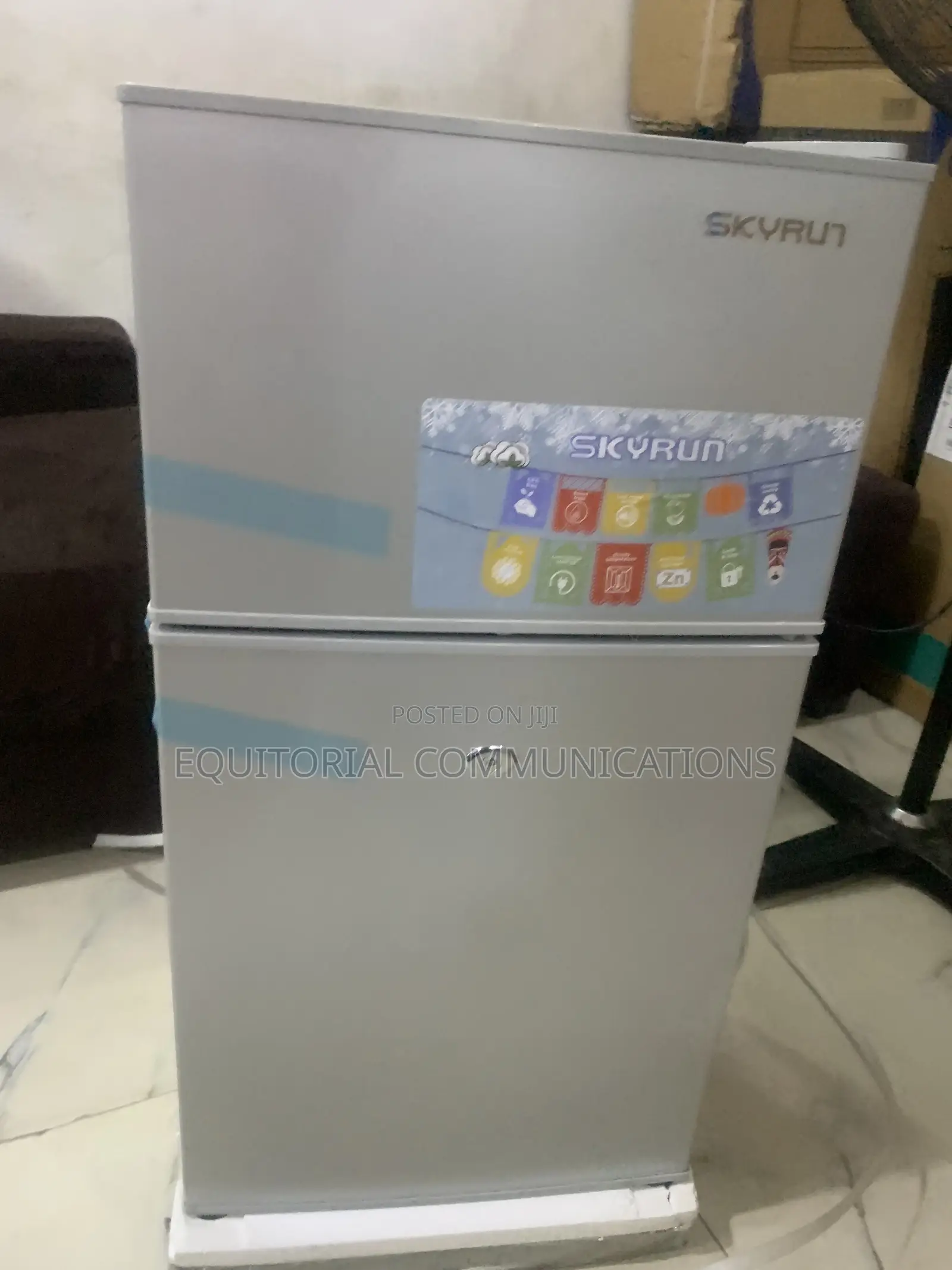SKYRUN 85L Refrigerator – A Touch of Modern Convenience