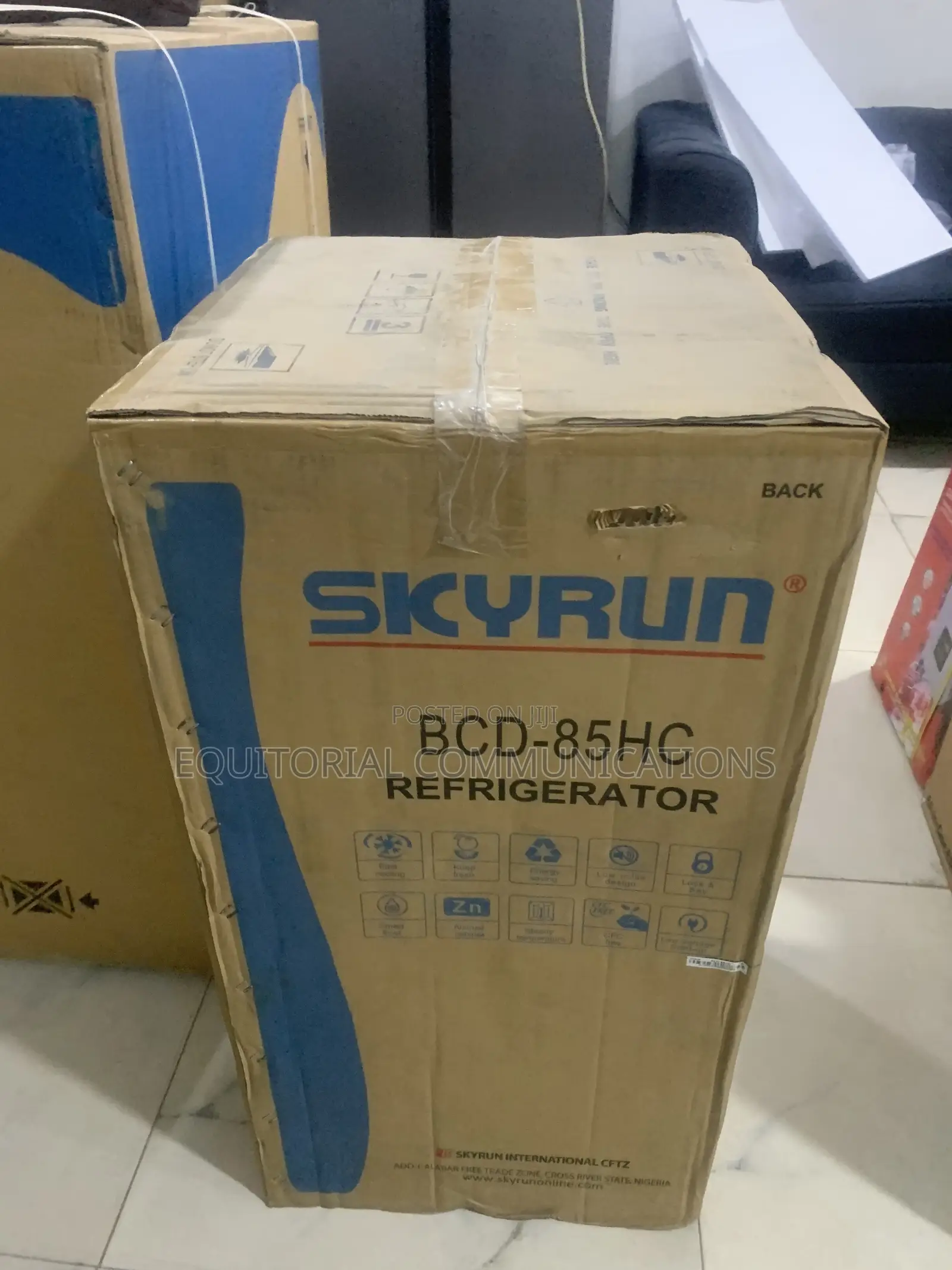 SKYRUN 85L Refrigerator – Compact Elegance for Your Home
