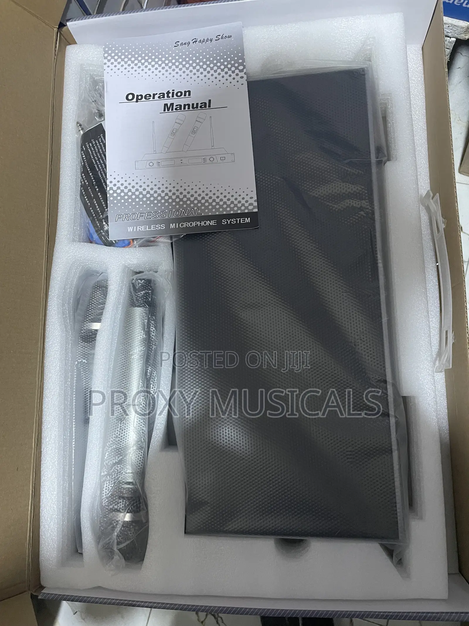 Shure ULX980II Wireless Microphone System