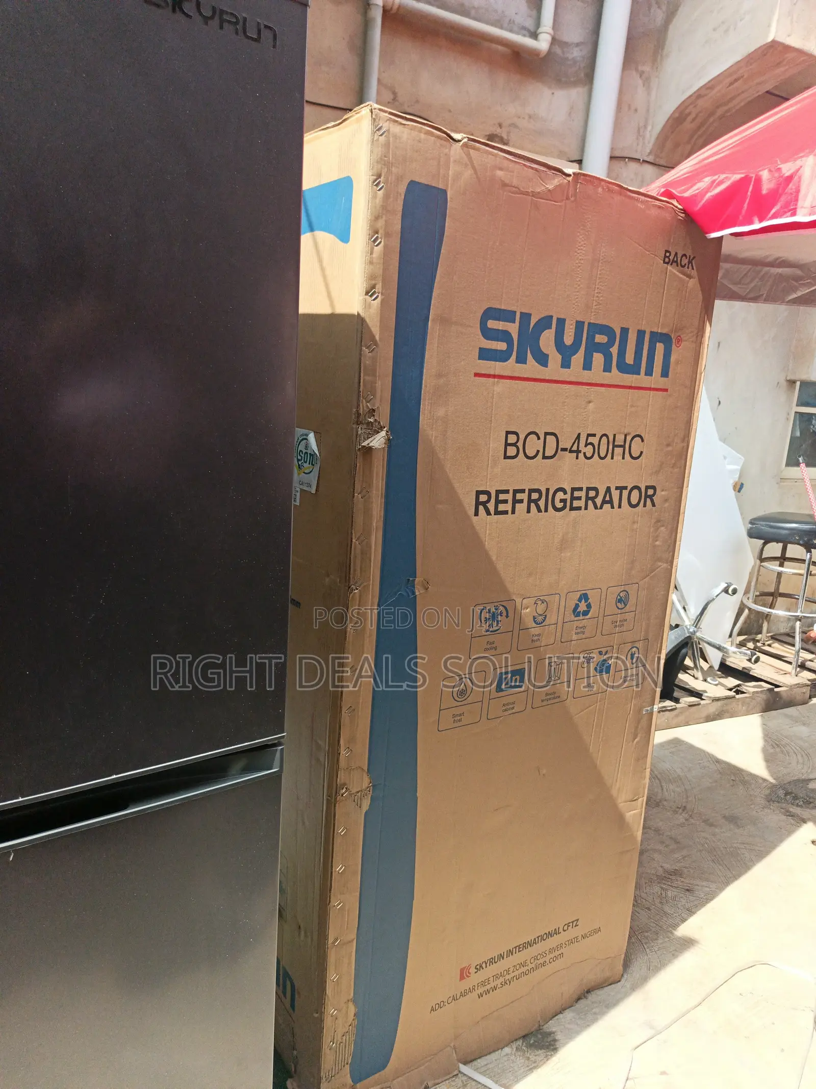 Skyrun 450HC Refrigerator – Stylish Kitchen Essential