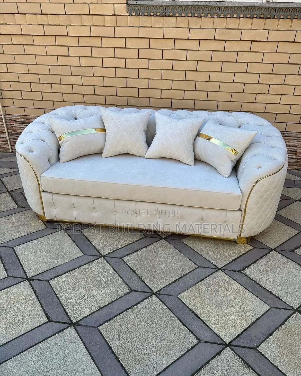 Luxury Cream & Gold Velvet Chesterfield Sofa
