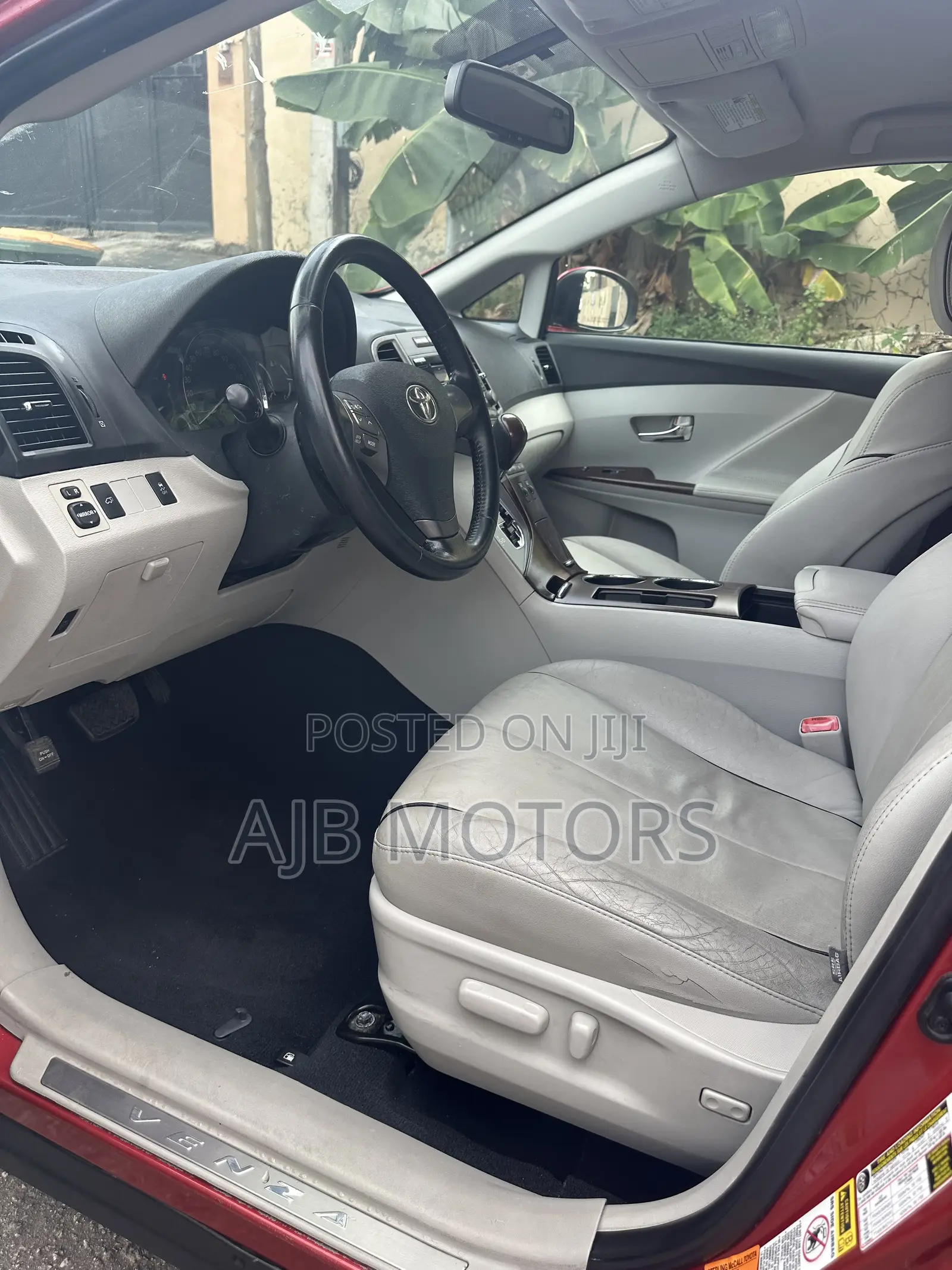 Toyota Venza V6 AWD 2010 Red
