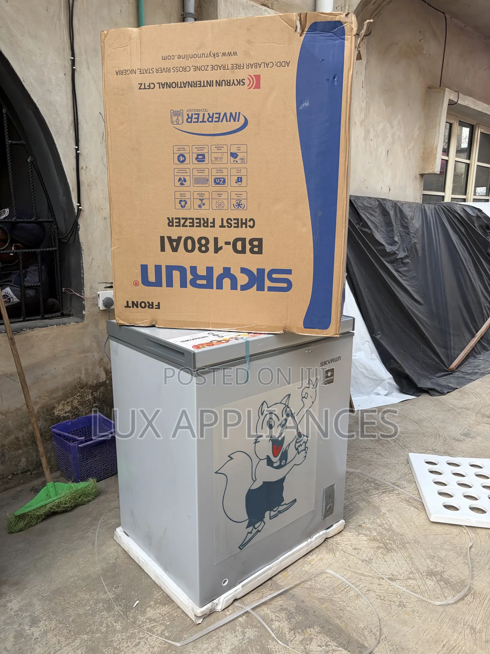 Skyrun 145L Inverter-Powered Deep Freezer