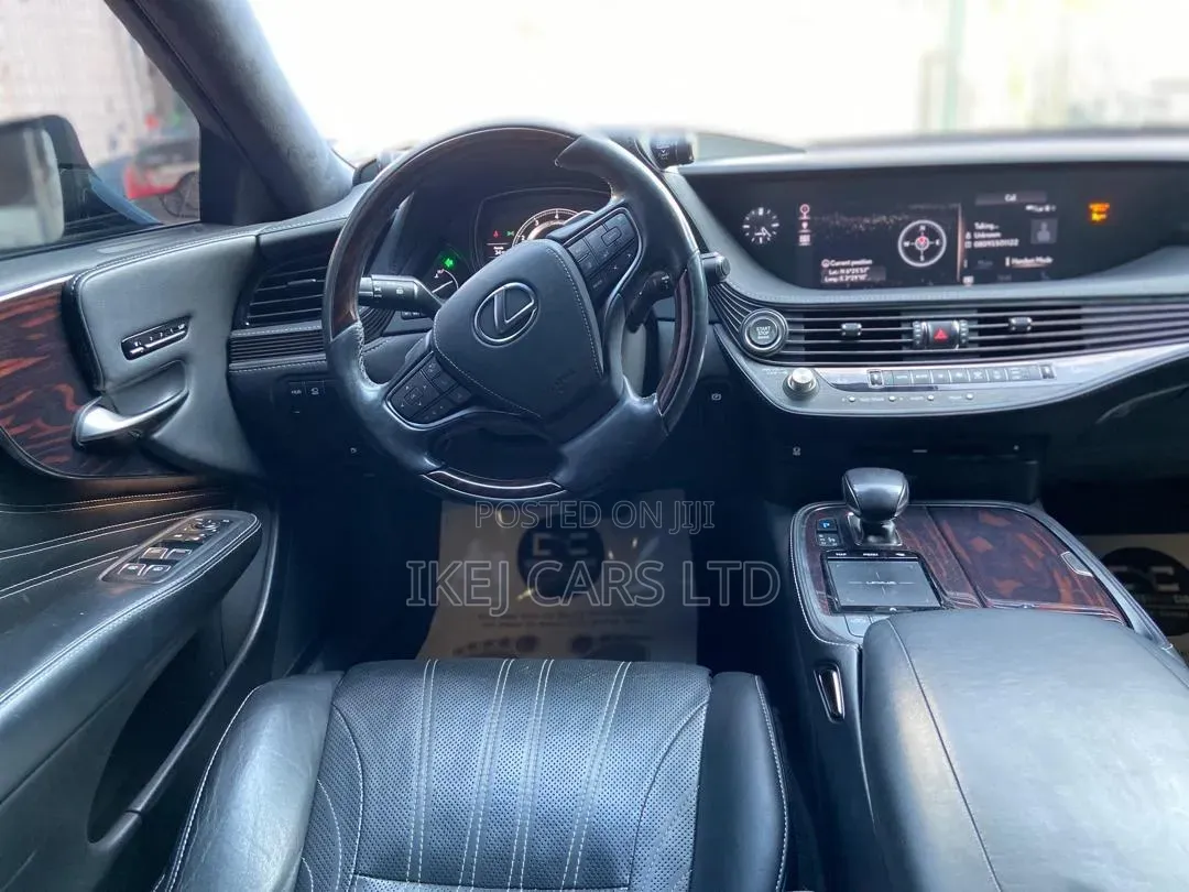 Lexus LS 2019 Gray