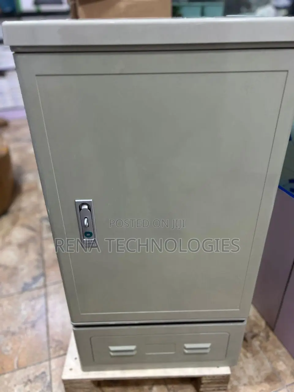 144 Core Fiber Optic Patch Panel Distribution Box Ip65 Outdoor Cabinet