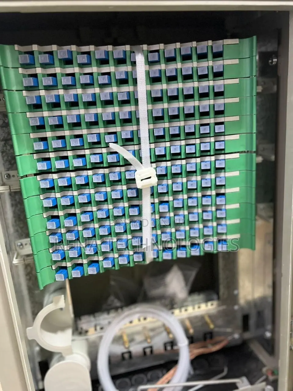 144 Core Fiber Optic Patch Panel Distribution Box Ip65 Outdoor Cabinet