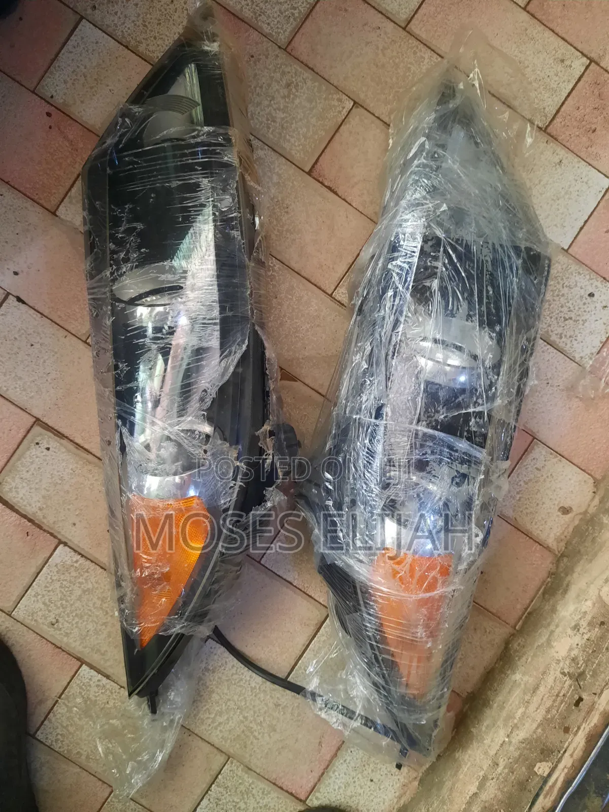 Head Lights Kia Sportage Set 2012-2013 Model