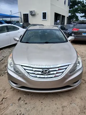 Hyundai Sonata 2012 Gold