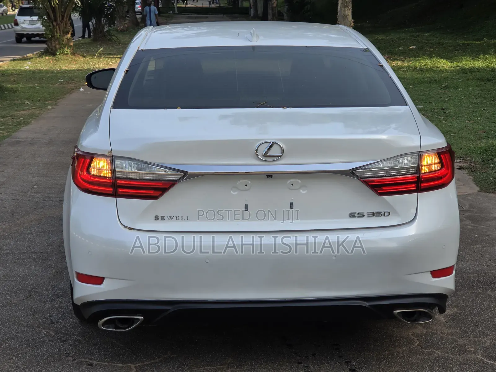 Lexus ES 350 FWD 2016 White