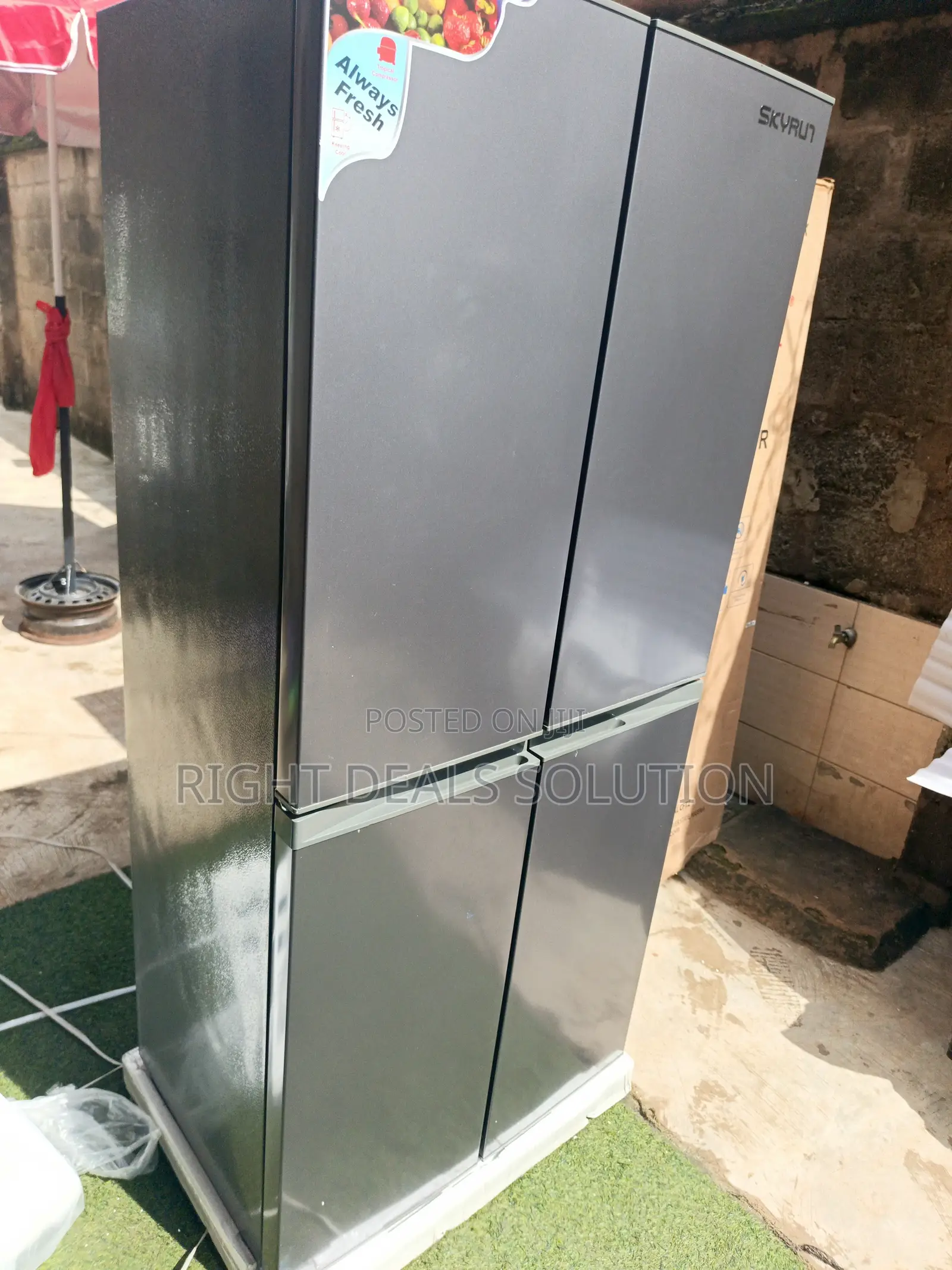 Skyrun 450HC Fridge – Elegant Design for Your Kitchen