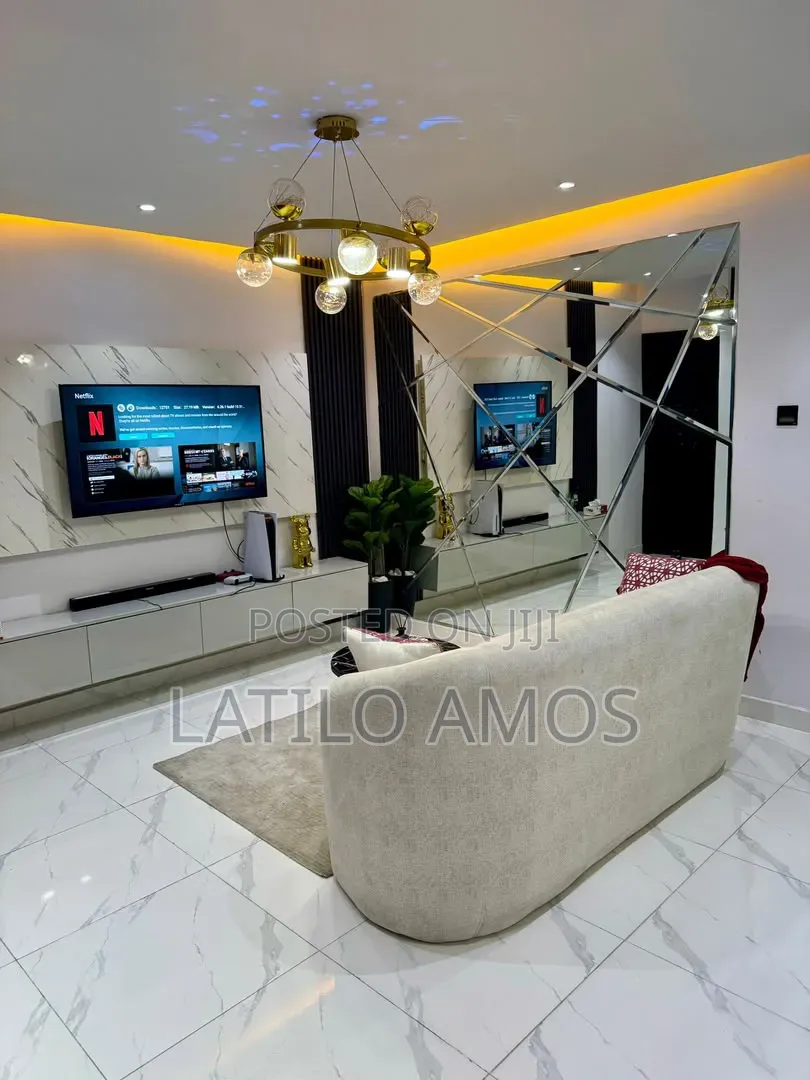 Cozy 1 Bedroom Unit With Balcony & a PS5 Console 