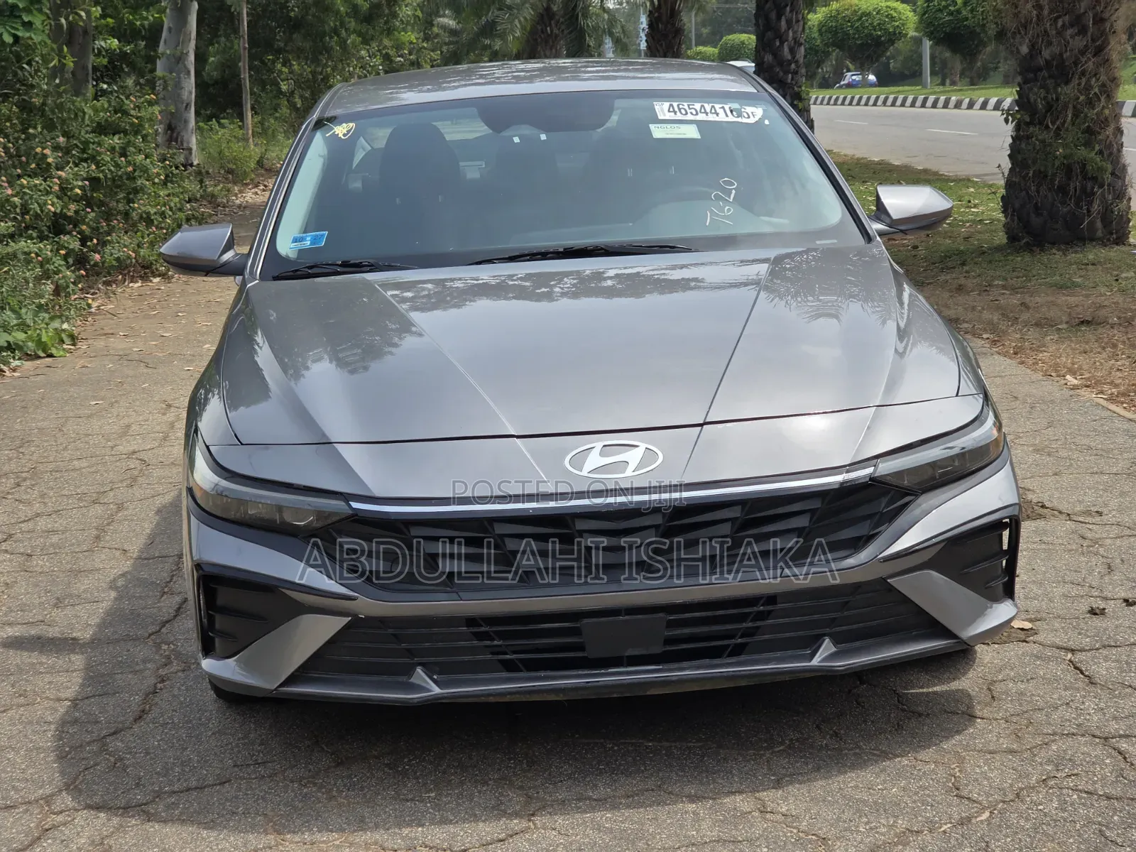 Hyundai Elantra SEL 2024 Gray