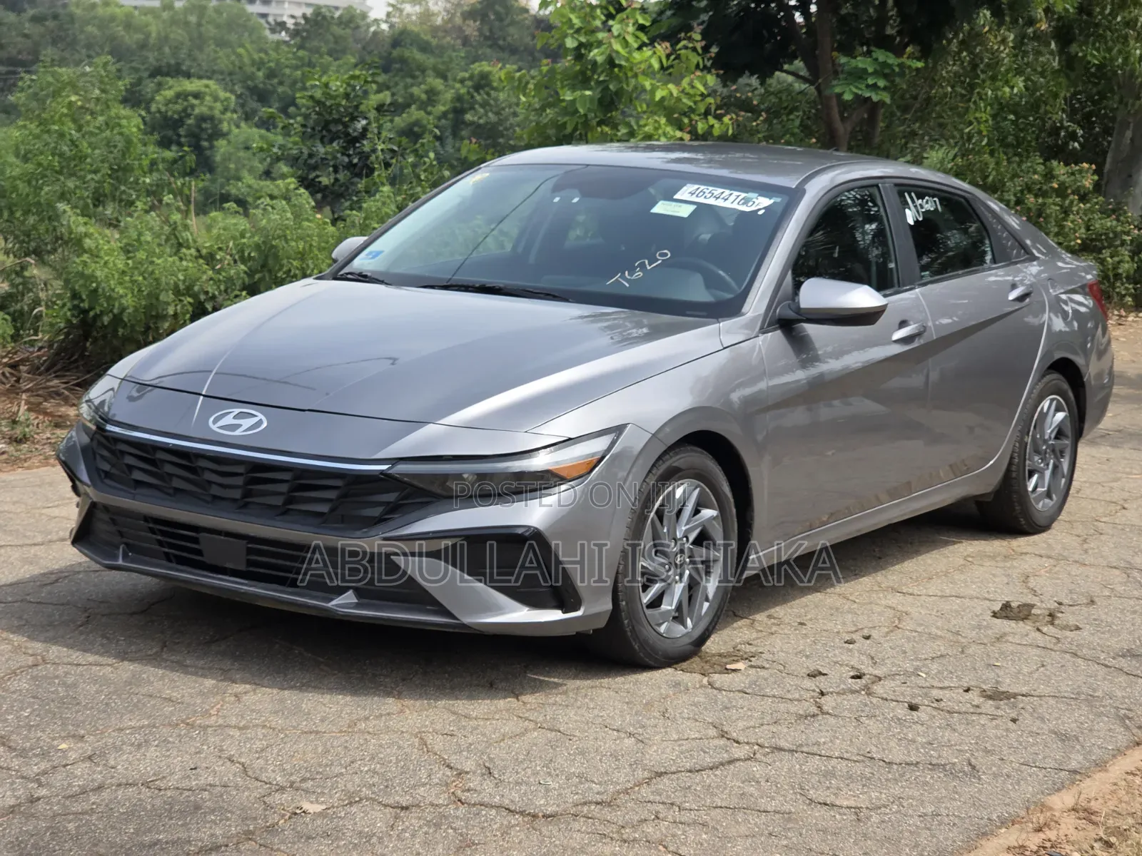 Hyundai Elantra SEL 2024 Gray