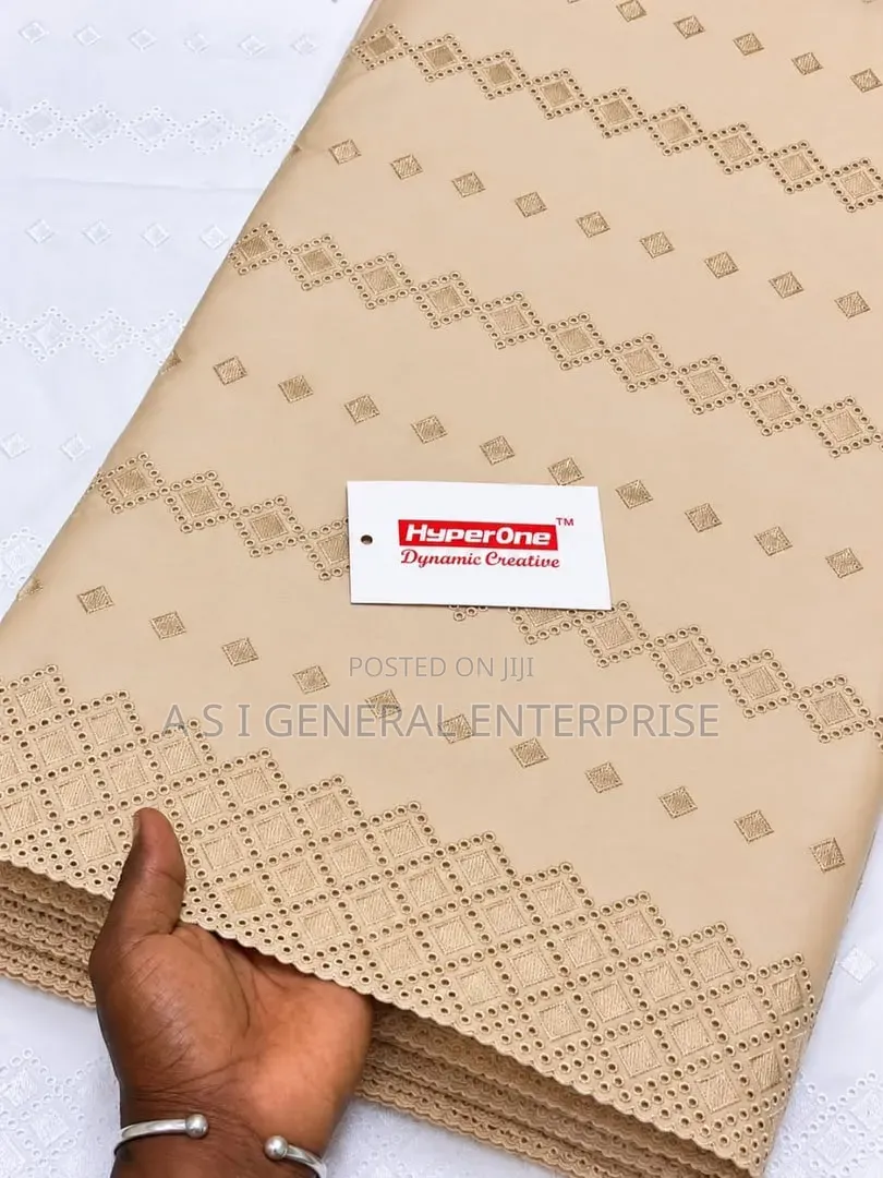 HyperOne Dynamic Creative Yard - Original Swiss Lace - Kwari