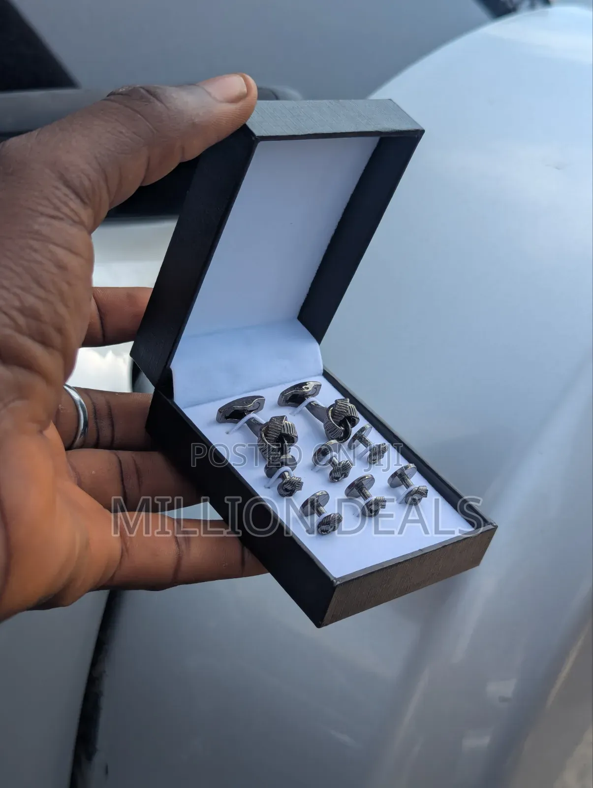 Black Unique Classic Men's Cufflinks Set